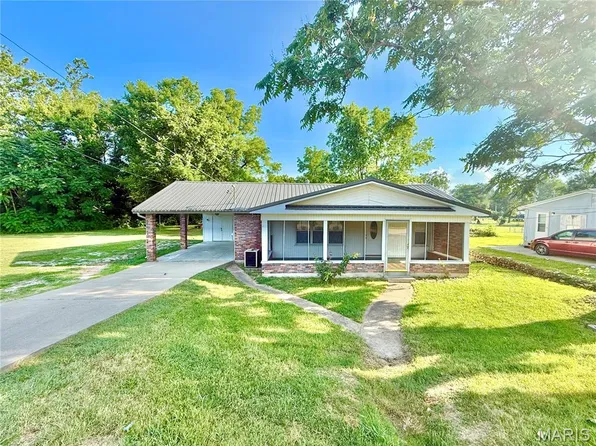 411 E Elvins Blvd, Park Hills, MO 63601