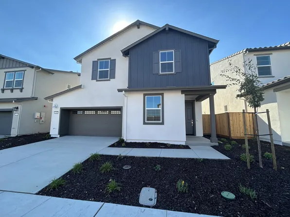 1883 Wayfarer Ave, Manteca, CA 95337