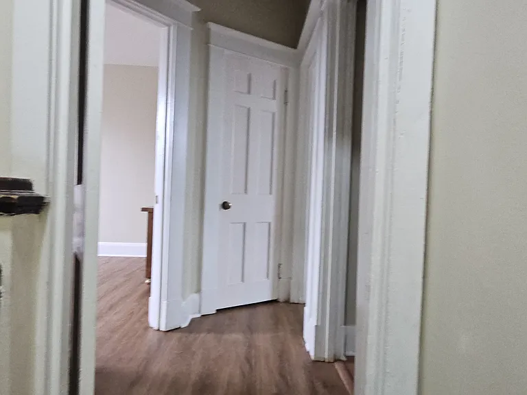 3033 Mayfield Ave #2 — Photo 3