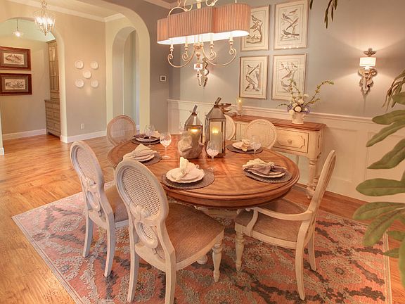 The Corona Dining Room