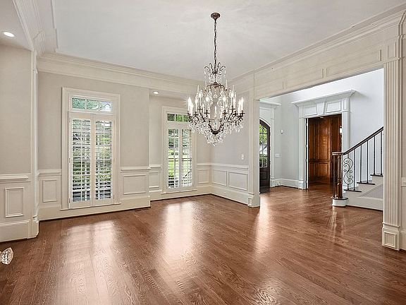 4th image of 4848 Rivercliff Dr SE