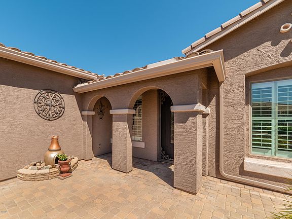 4th image of 42442 W Jailhouse Rock Ct
