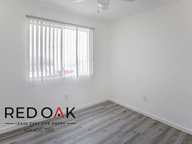 6853 Agnes Ave #3 — Photo 7
