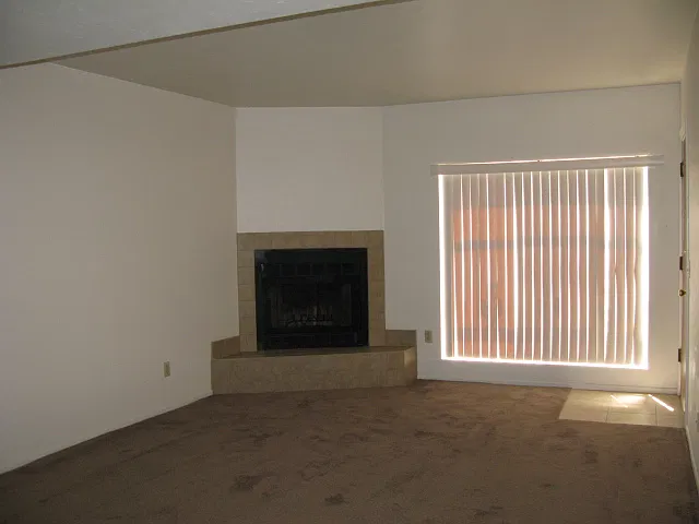 2 bed, 850 sqft, $1,500 — Photo 3
