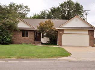 2770 S Yellowstone St, Wichita, KS 67215