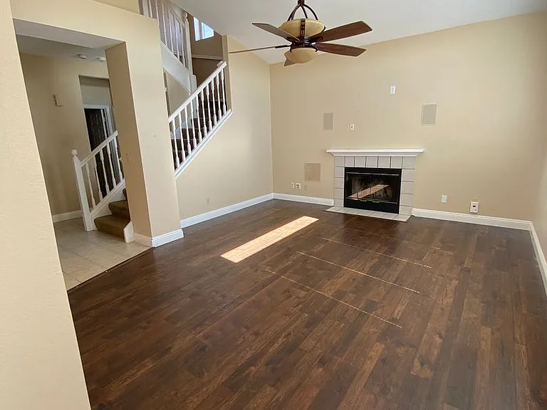 229 Potrero St — Photo 12