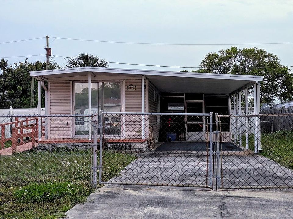 1st image of 6176 109TH AVENUE N