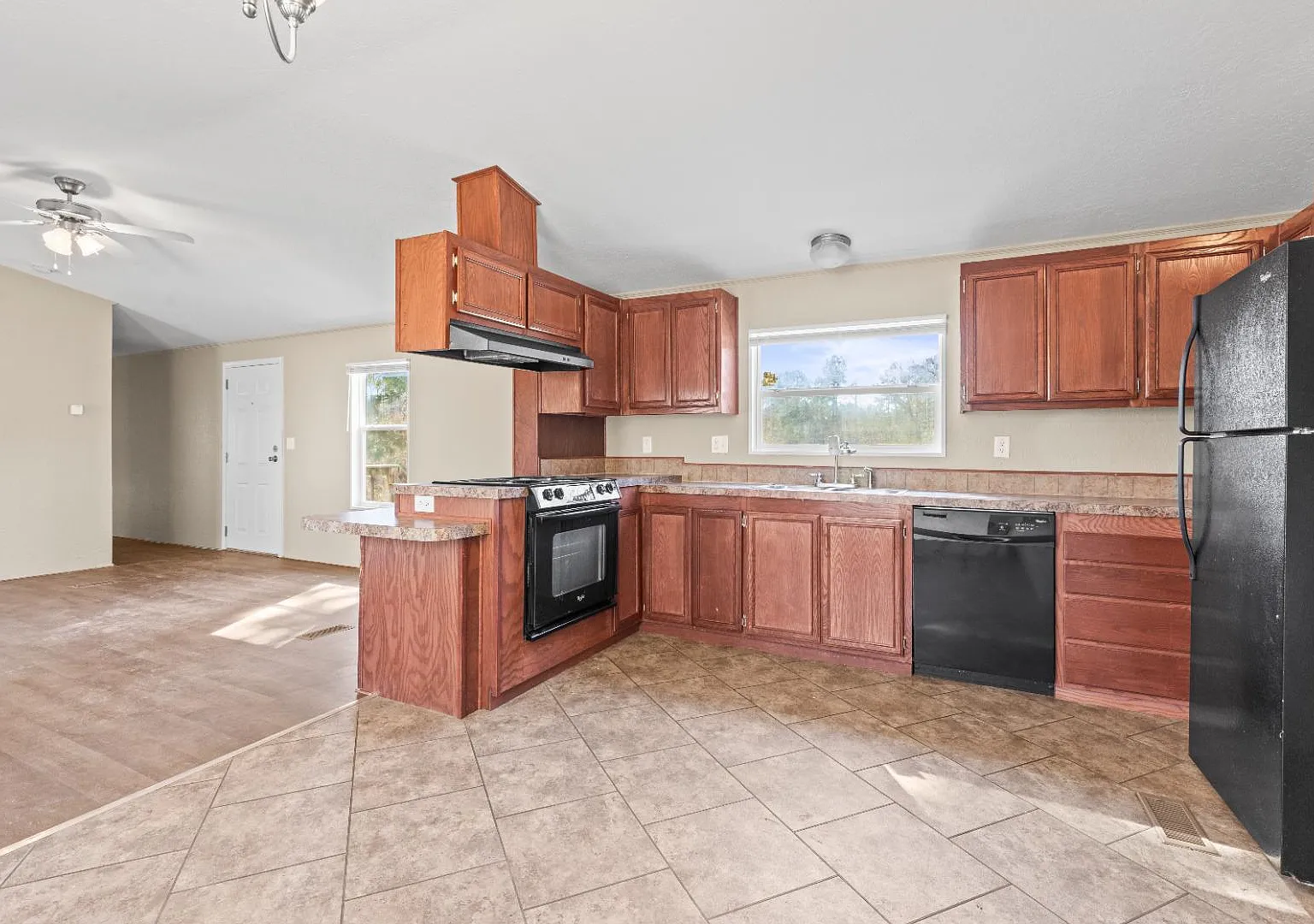 15705 Country Way — Photo 4