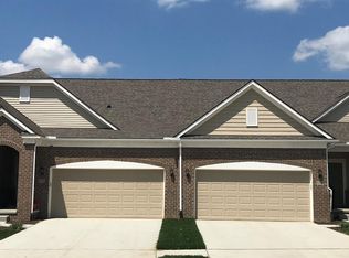 16329 Conifer Ln, Clinton Township, MI 48038