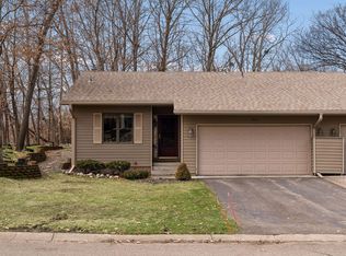 5301 Yorktown Ln N, Plymouth, MN 55442