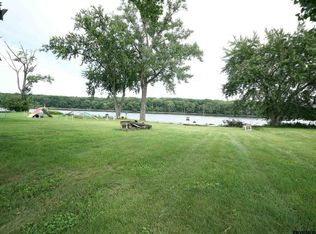 234 Van Wies Point Rd, Glenmont, NY 12077