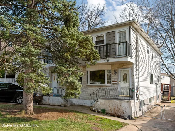 110 Bishop St, Staten Island, NY 10306