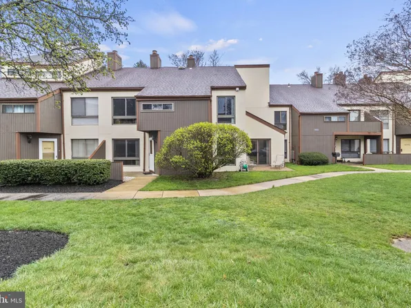 5014 N Convent Ln #137, Philadelphia, PA 19114