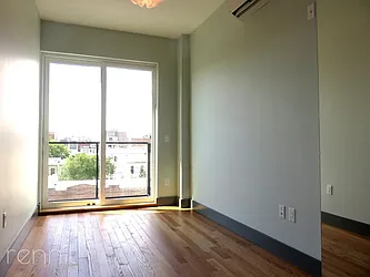 Rented by Rennit Inc.