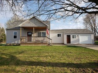 7460 Lahring Rd, Gaines, MI 48436