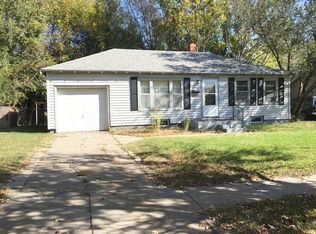 2450 S Lulu Ave, Wichita, KS 67216
