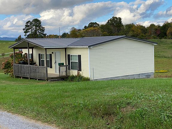 4th image of 204 Lilac Ln