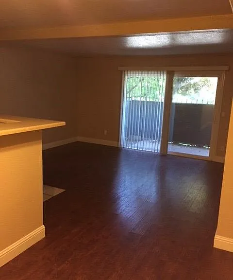 2909 Huntington Blvd — Photo 8