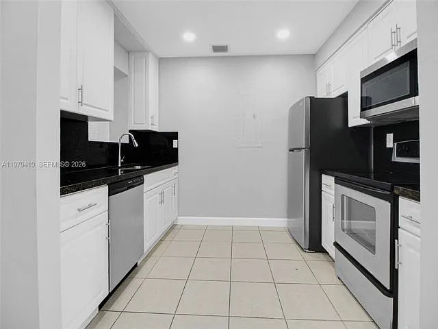 11740 SW 182nd Ter — Photo 18