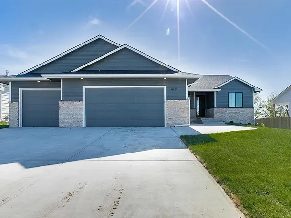 8421 E Bradford St, Wichita, KS 67210