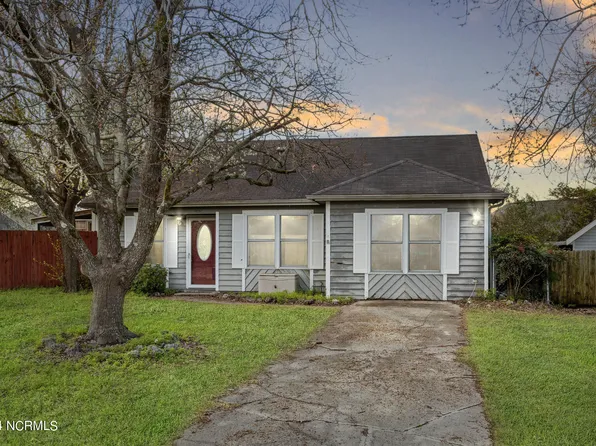 519 Sunrise Walk, Newport, NC 28570