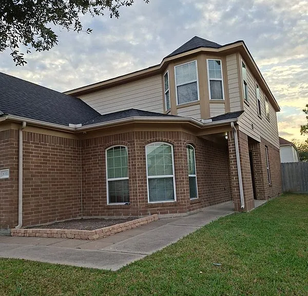 8311 Caraway Lake Cir — Photo 19