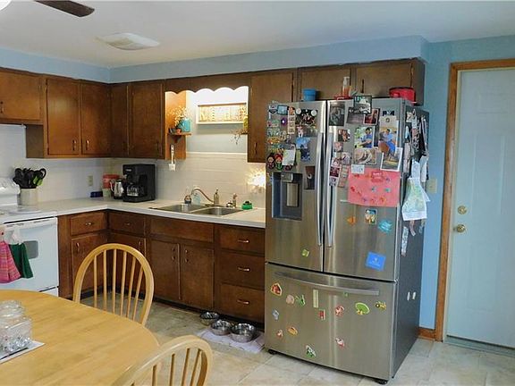 5th image of 1036 Donald Dr