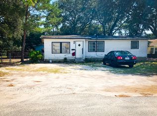 682 Navy St, Fort Walton Beach, FL 32547