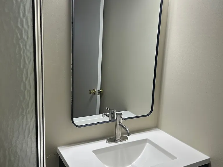 Refurbished en-suite bathroom