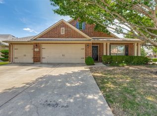 3709 Sevenoaks Dr, Fort Worth, TX 76244