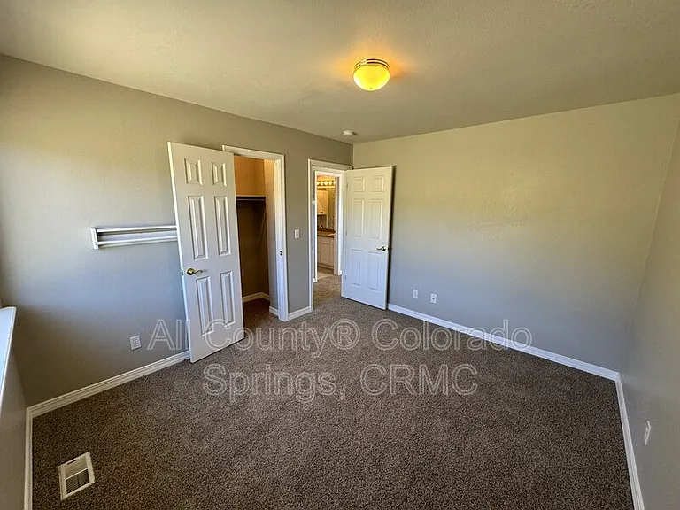 19120 Pinon Park Rd — Photo 23
