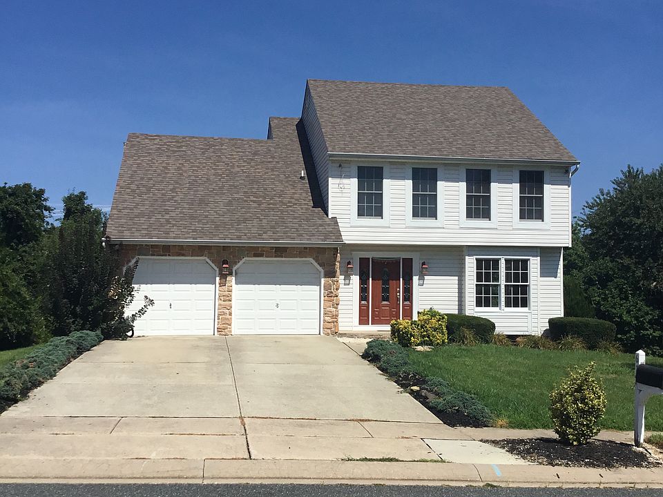 1st image of 612 High Plain Dr