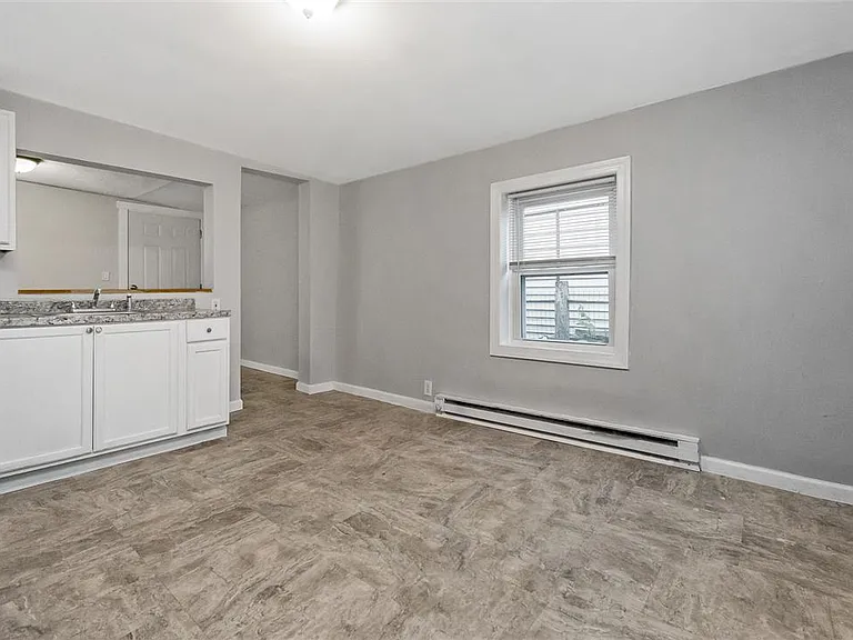 423 N Bellevue St — Photo 8