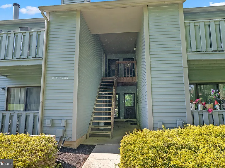 2516 Eagle Row — Photo 1