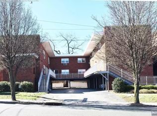 72 E Main St APT 4, Bogota, NJ 07603