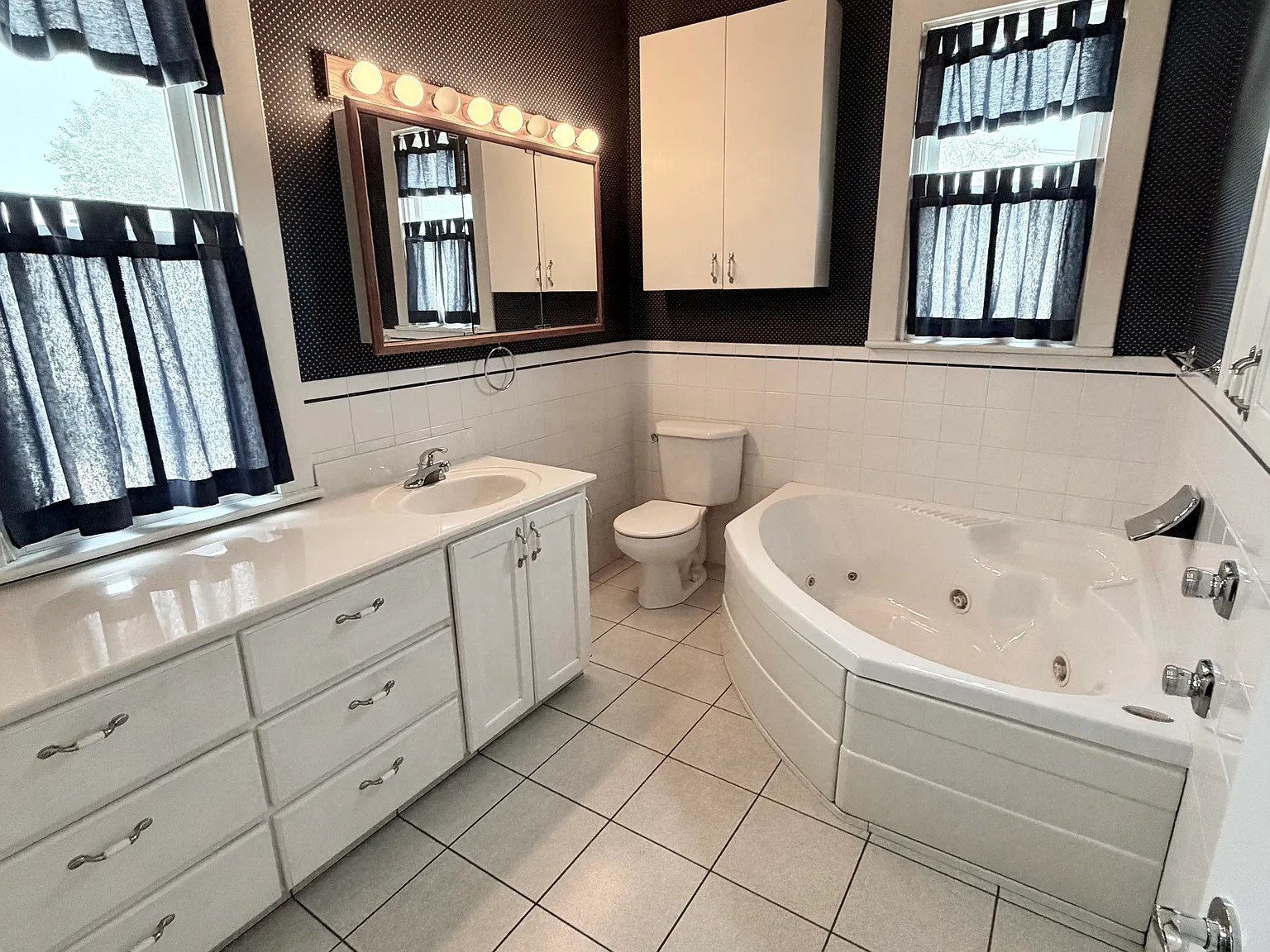 3 bed, 1668 sqft, $1,850 — Photo 4