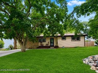 3628 Aragon Dr, Lansing, MI 48906