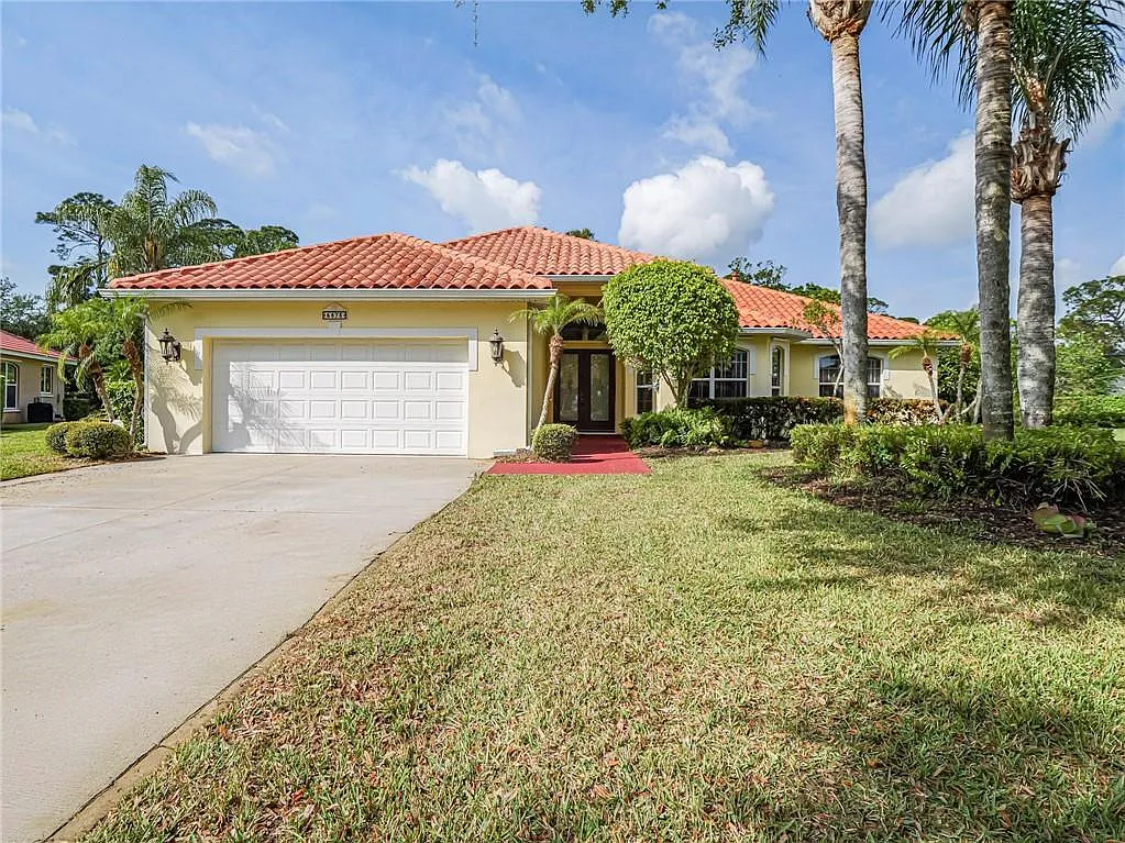 Building Photo - 5873 Pine Ridge Cir