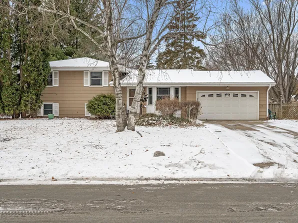 5009 Wisconsin Ave N, New Hope, MN 55428