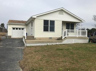 12 Pumpshire Rd, Toms River, NJ 08753