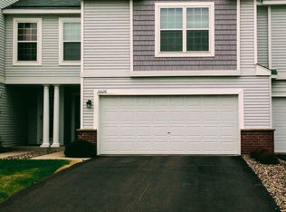10626 Pond Curv, Woodbury, MN 55129