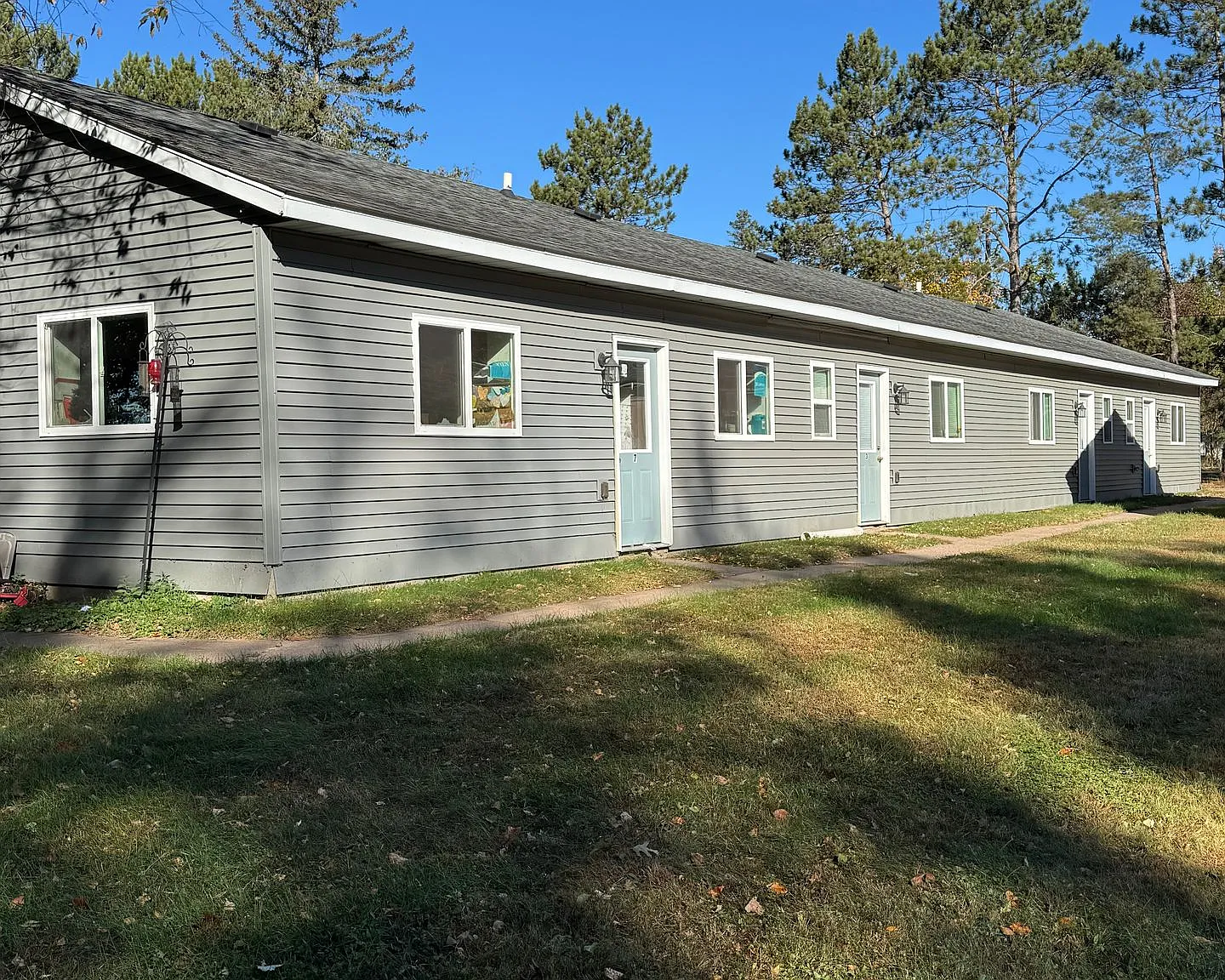 Studio and Two Bedroom Units located at 1401 Harlyn Ave in Schofield — Photo 1