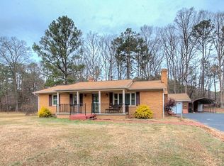 3916 Evelake Rd, North Chesterfield, VA 23237