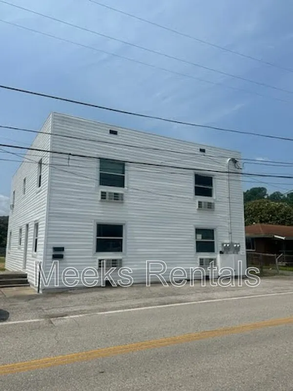 1 bed, 1.0 bath, 600 sqft, $650 — Photo 2