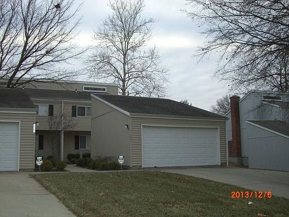 4th image of 1501 E 97th St