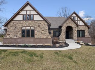1325 Riverwalk Dr, New Richmond, OH 45157