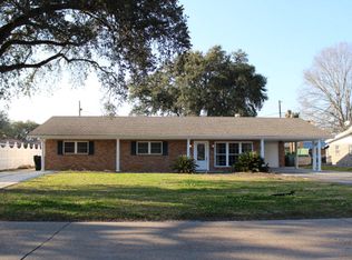 101 Funderburk Ave, Houma, LA 70364