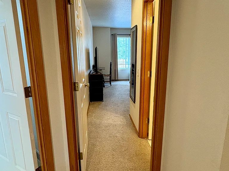 SW Trachsel Dr — Photo 20