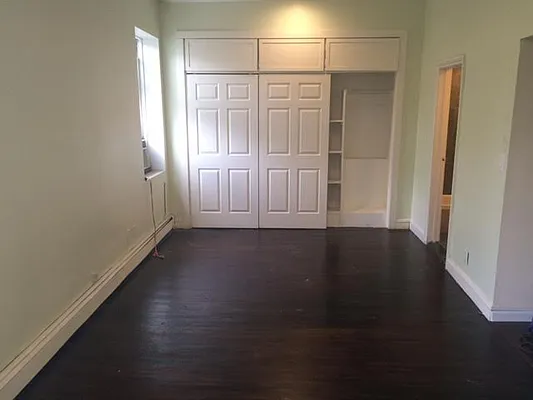 Rented by NYC Holdings Management | media 23