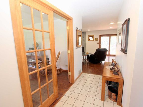 3rd image of 2004 Parker Ct